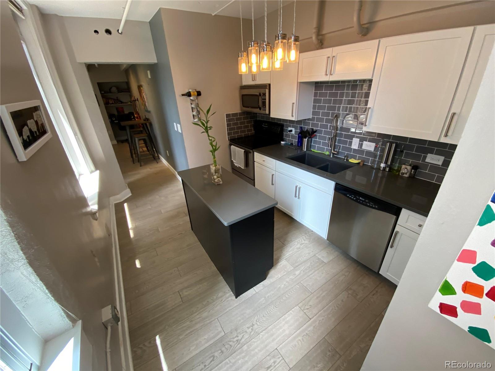 MLS Image #13 for 444  17th street,denver, Colorado