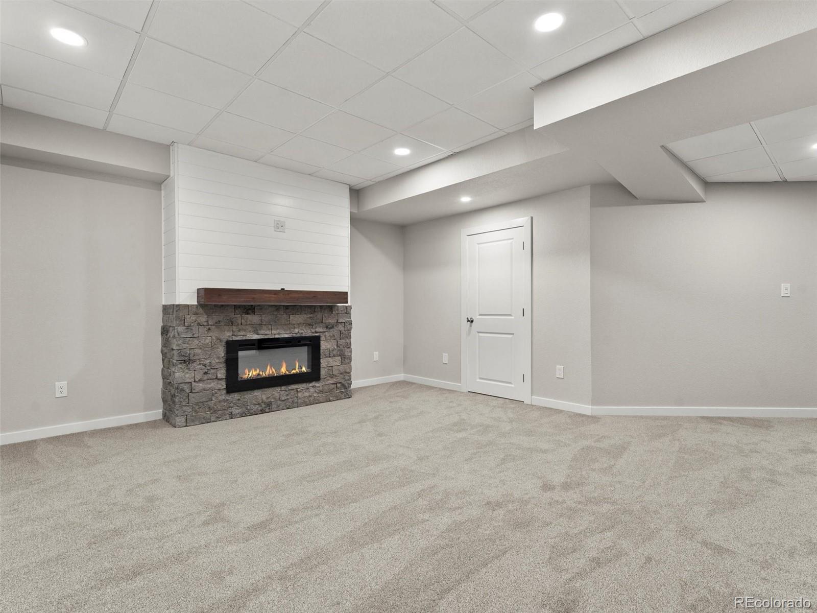 MLS Image #30 for 965  peach leaf lane,elizabeth, Colorado