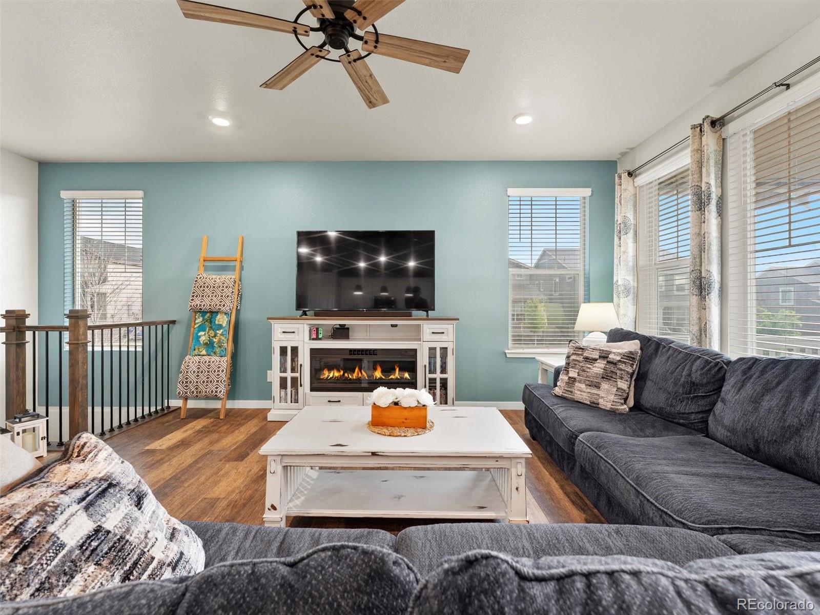 MLS Image #4 for 965  peach leaf lane,elizabeth, Colorado