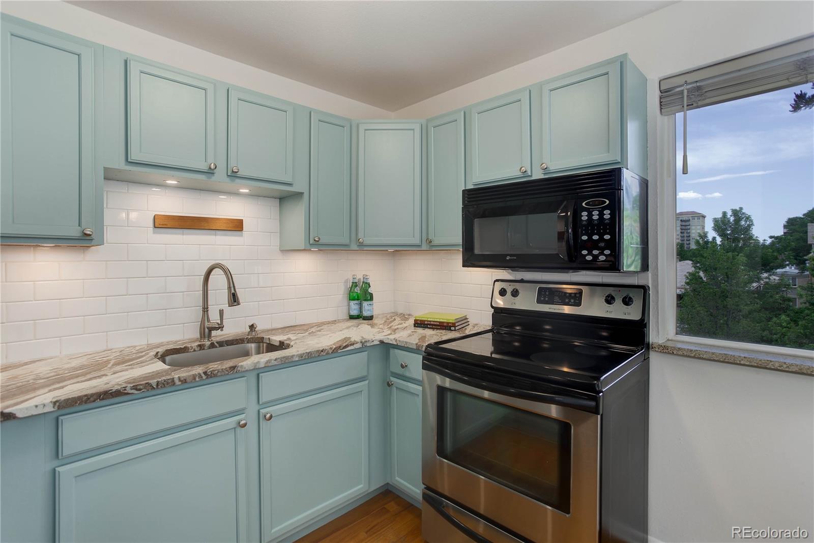 MLS Image #5 for 21 n washington street,denver, Colorado