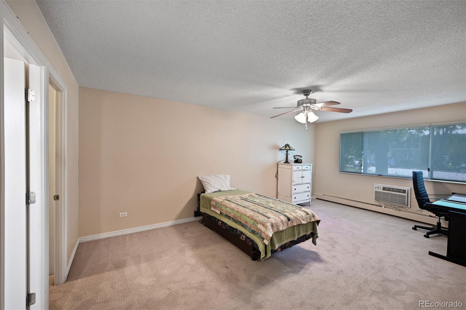 MLS Image #12 for 710 s clinton street,denver, Colorado