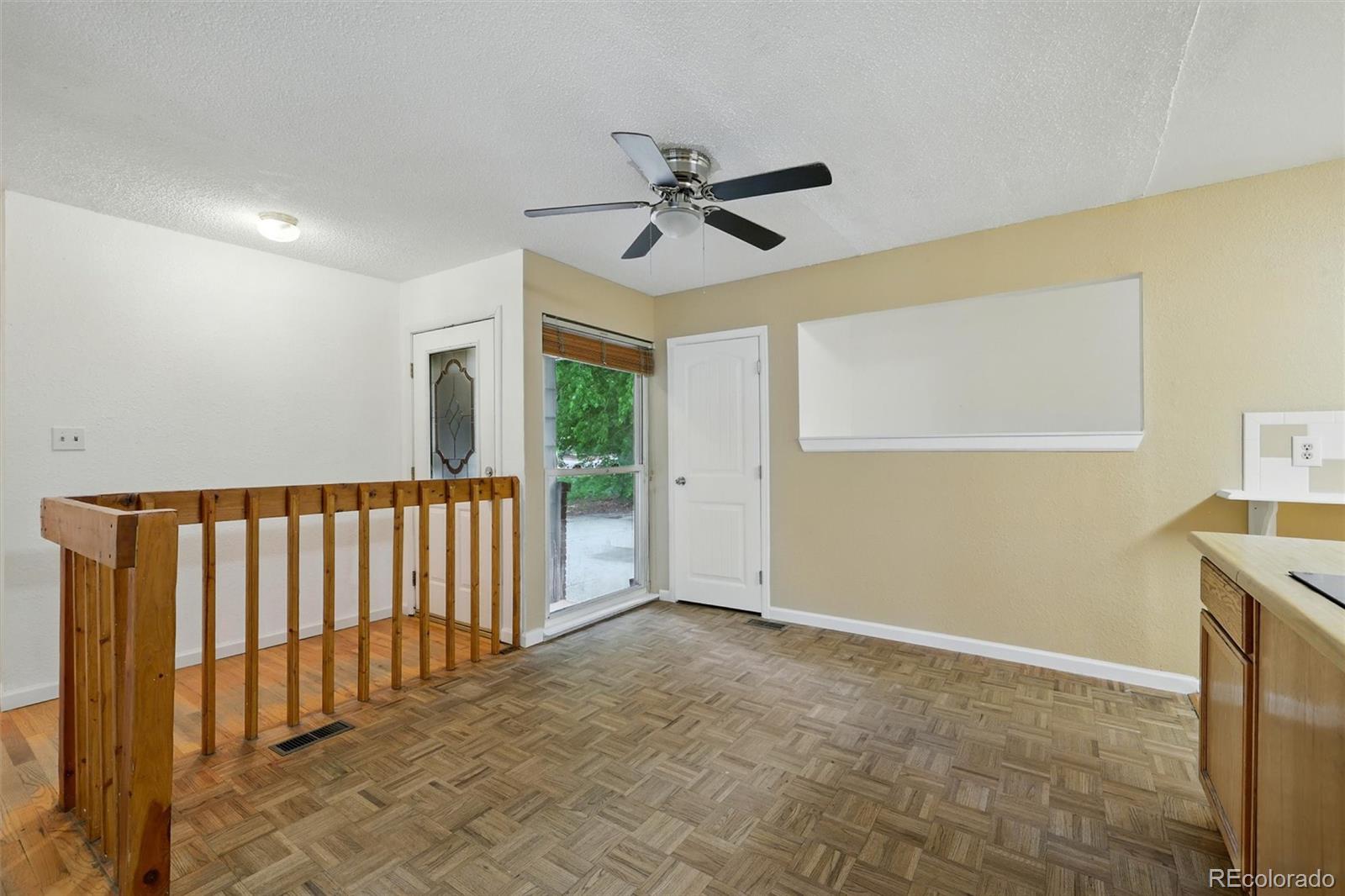 MLS Image #3 for 1111  royale drive,colorado springs, Colorado