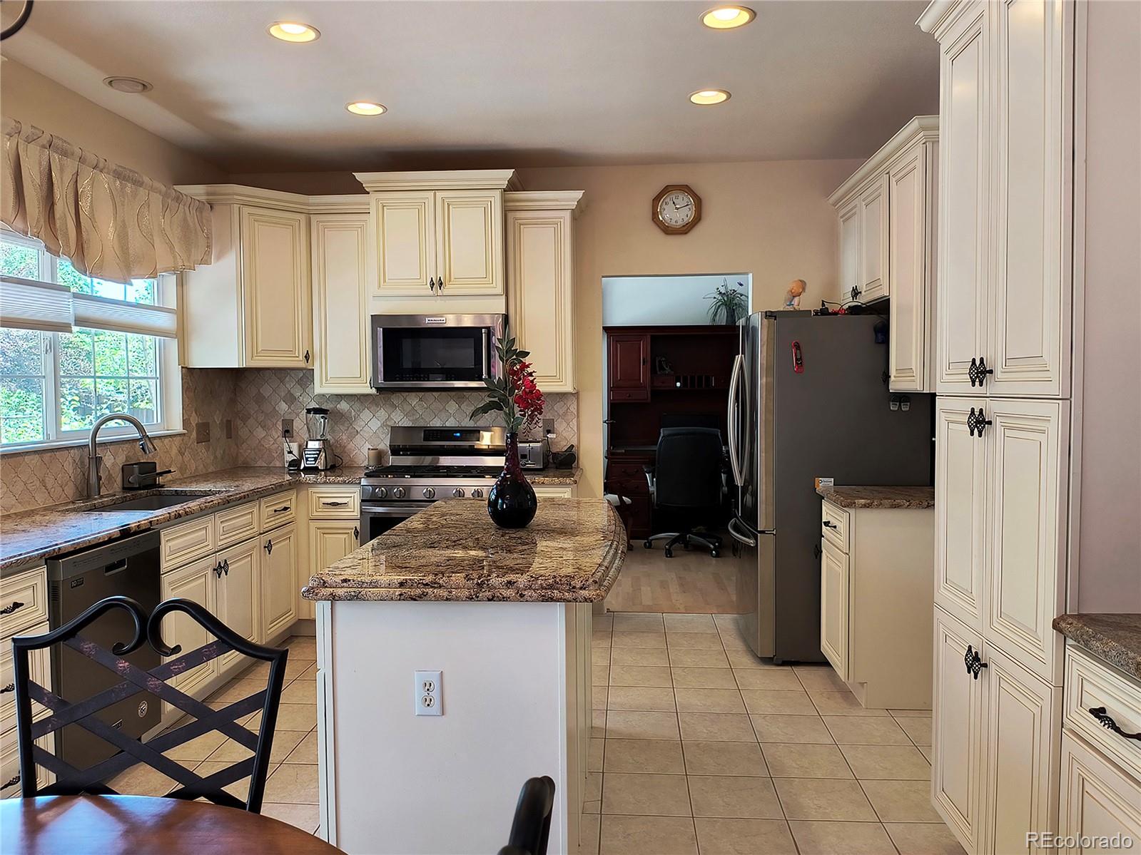 MLS Image #5 for 15292 e hialeah place,aurora, Colorado