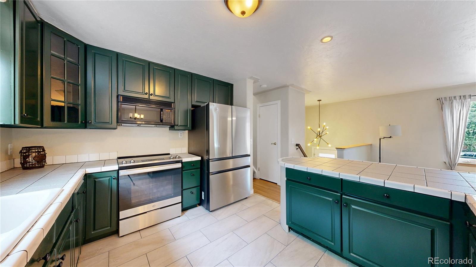 MLS Image #6 for 10718  ash court,thornton, Colorado