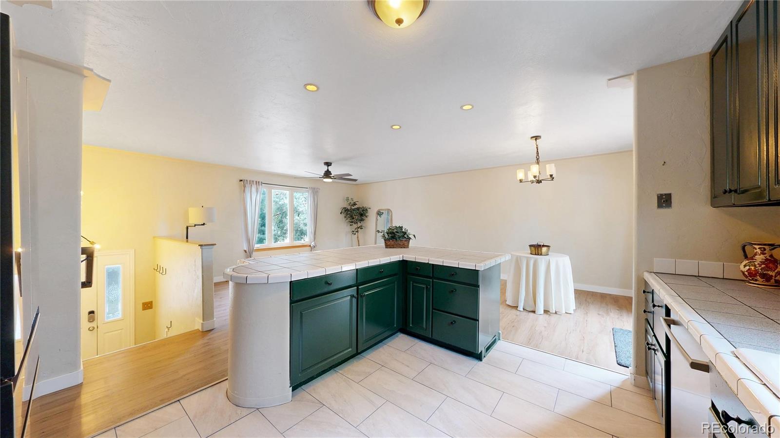 MLS Image #7 for 10718  ash court,thornton, Colorado