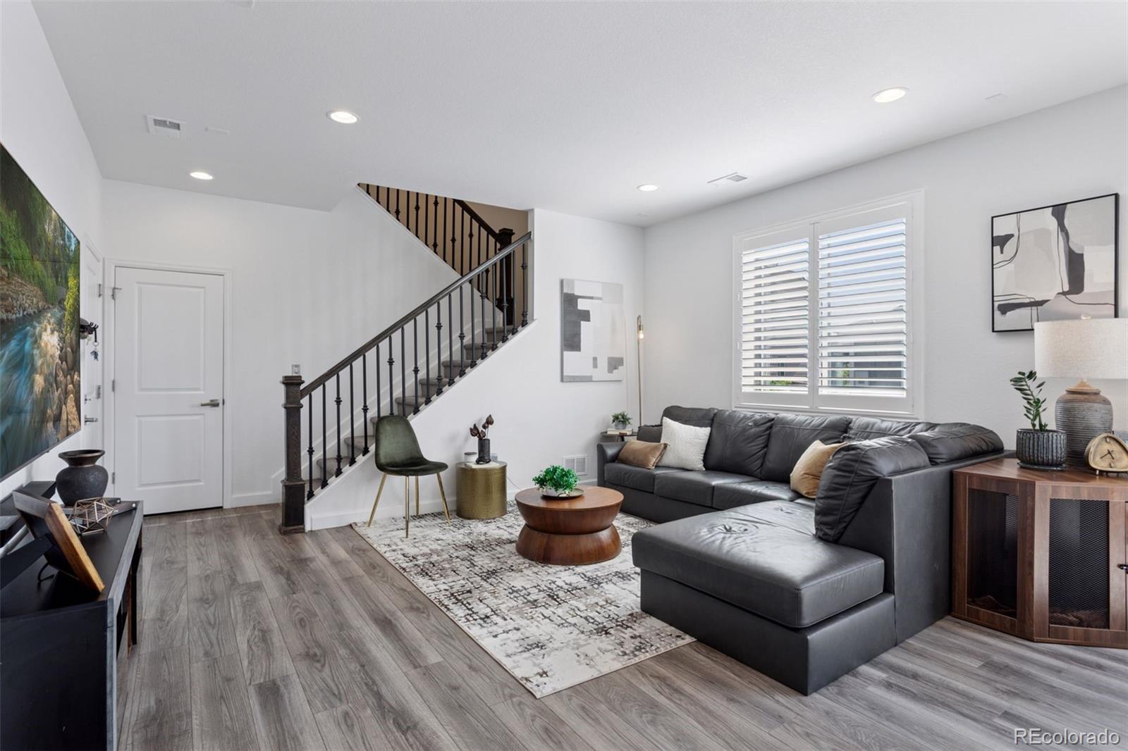 MLS Image #21 for 25106 e 1st avenue,aurora, Colorado
