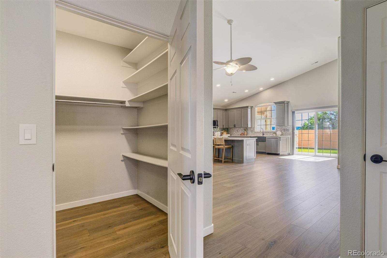 MLS Image #10 for 5115  vista del norte point,colorado springs, Colorado
