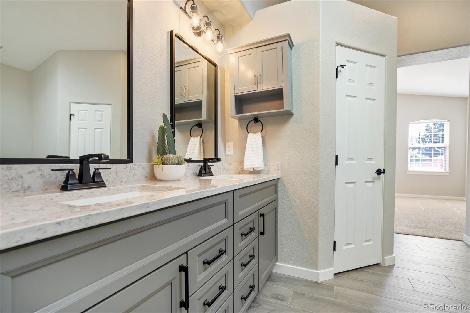 MLS Image #18 for 5115  vista del norte point,colorado springs, Colorado