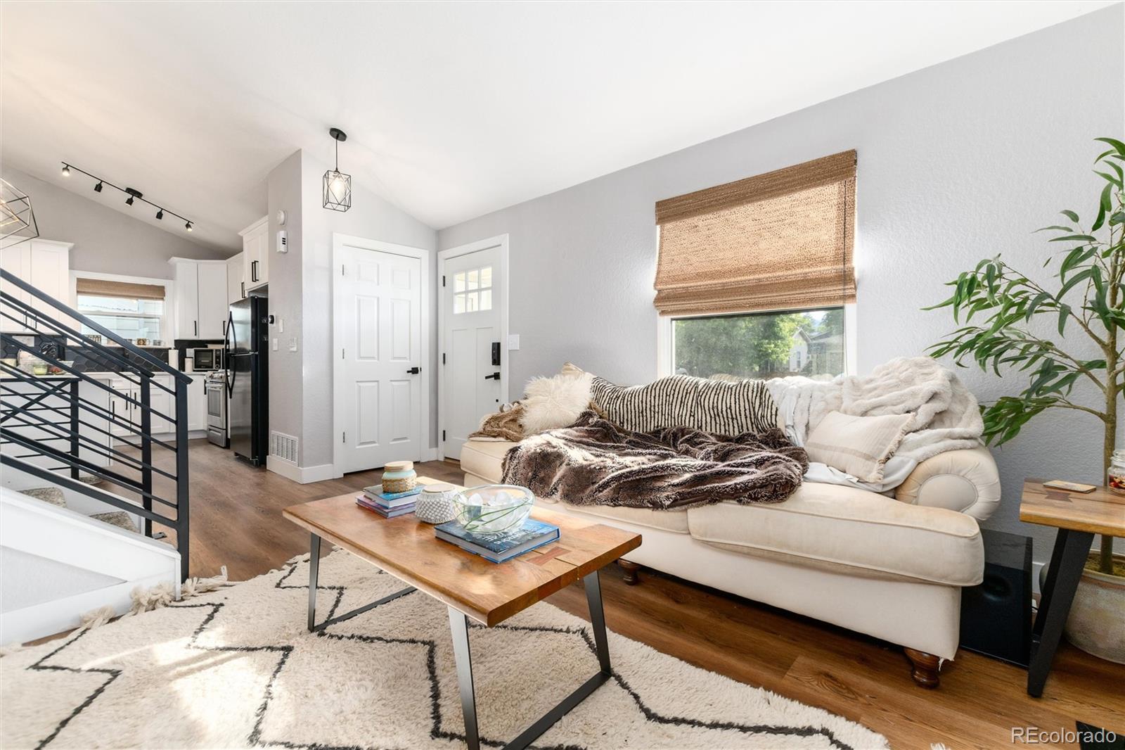 MLS Image #7 for 4800 s tabor street,morrison, Colorado