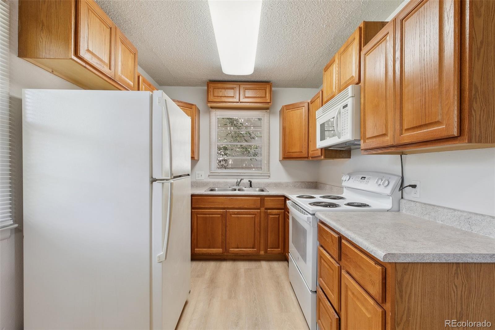 MLS Image #5 for 2739  ron court,colorado springs, Colorado