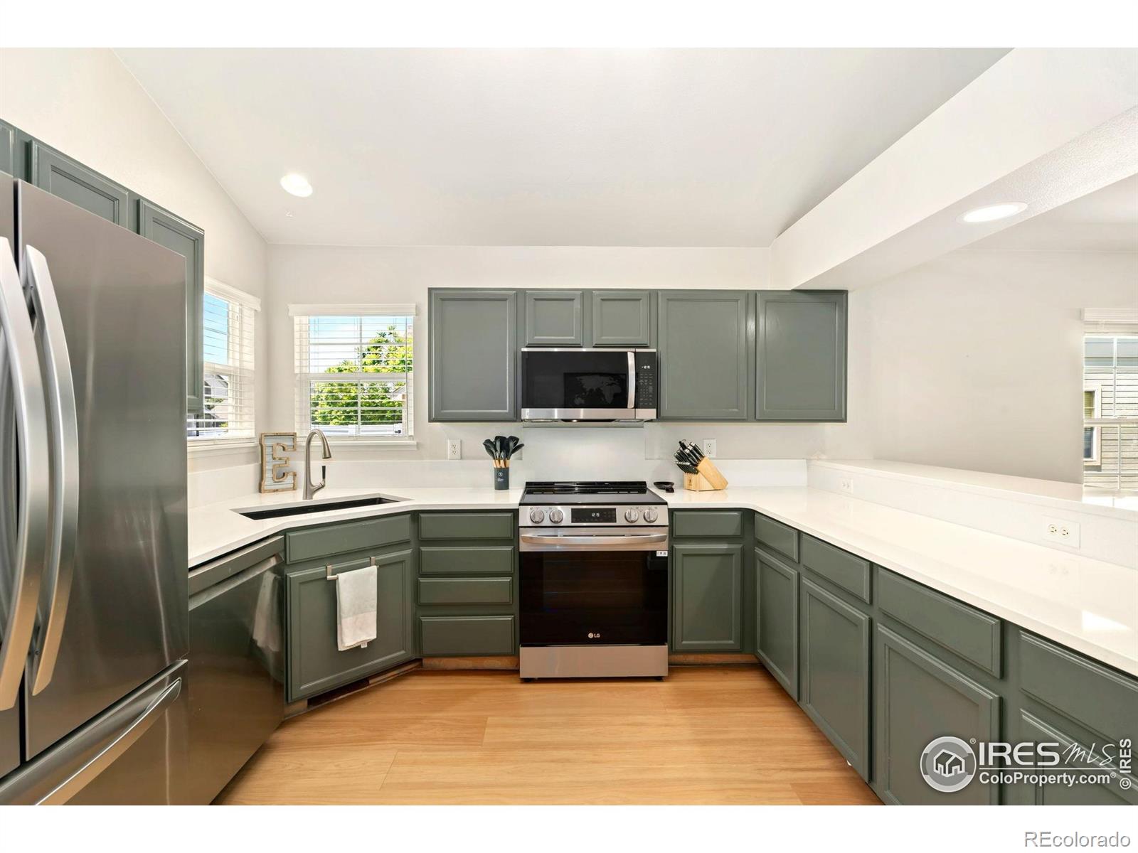 MLS Image #7 for 1301  fairfield avenue,windsor, Colorado