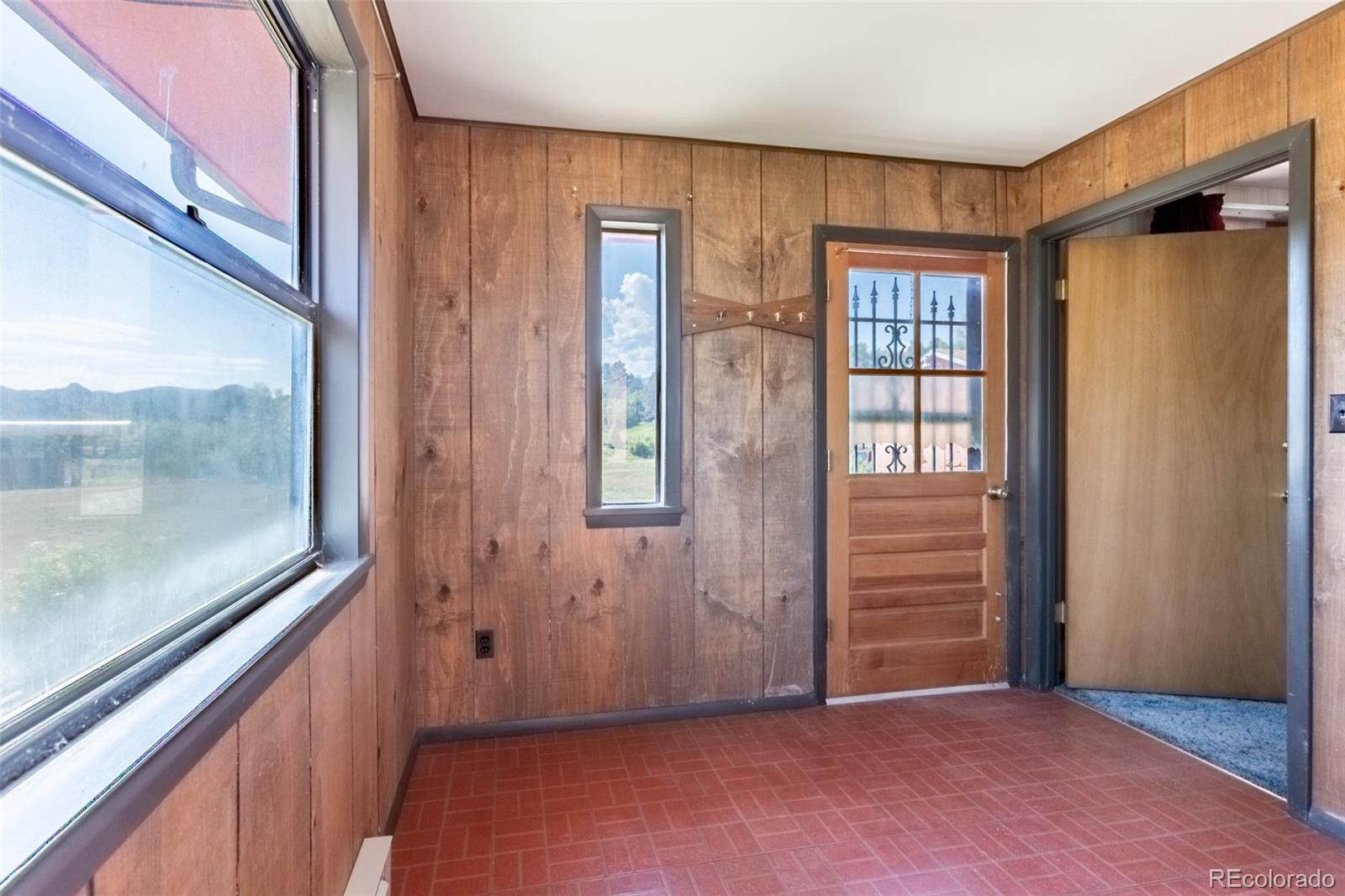 MLS Image #14 for 13705  county road 45 ,coaldale, Colorado
