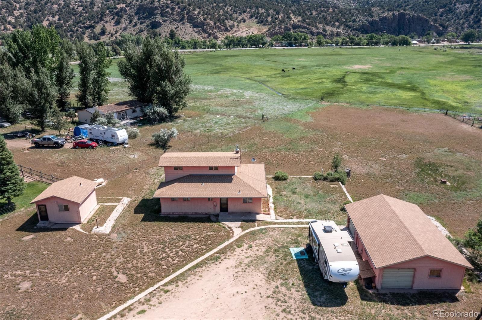 MLS Image #4 for 13705  county road 45 ,coaldale, Colorado