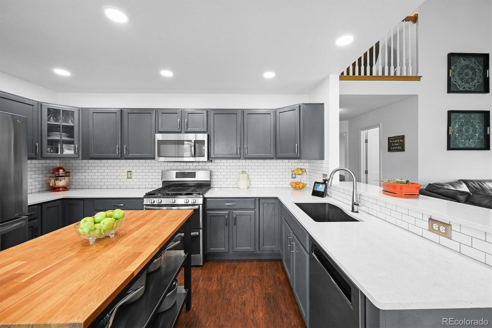 MLS Image #6 for 9916  sand cherry way,highlands ranch, Colorado
