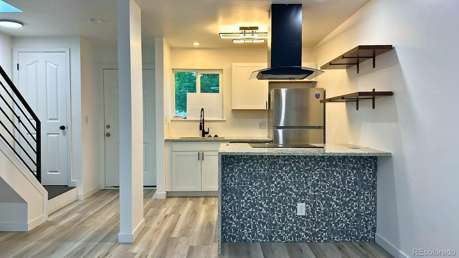 MLS Image #14 for 2218  coronado parkway,denver, Colorado