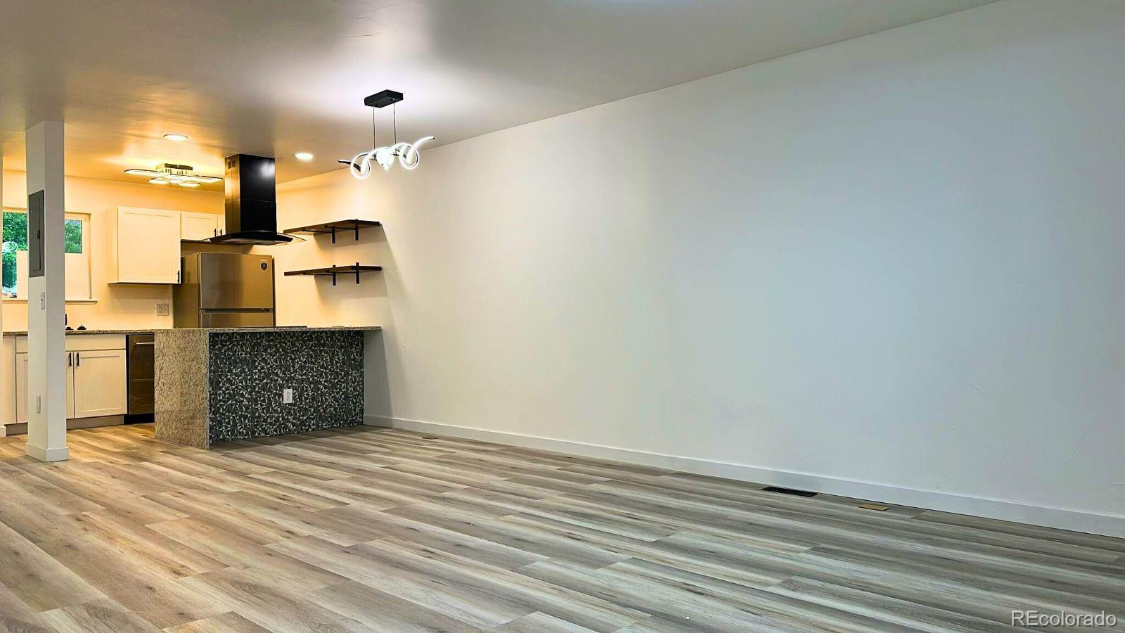 MLS Image #5 for 2218  coronado parkway,denver, Colorado