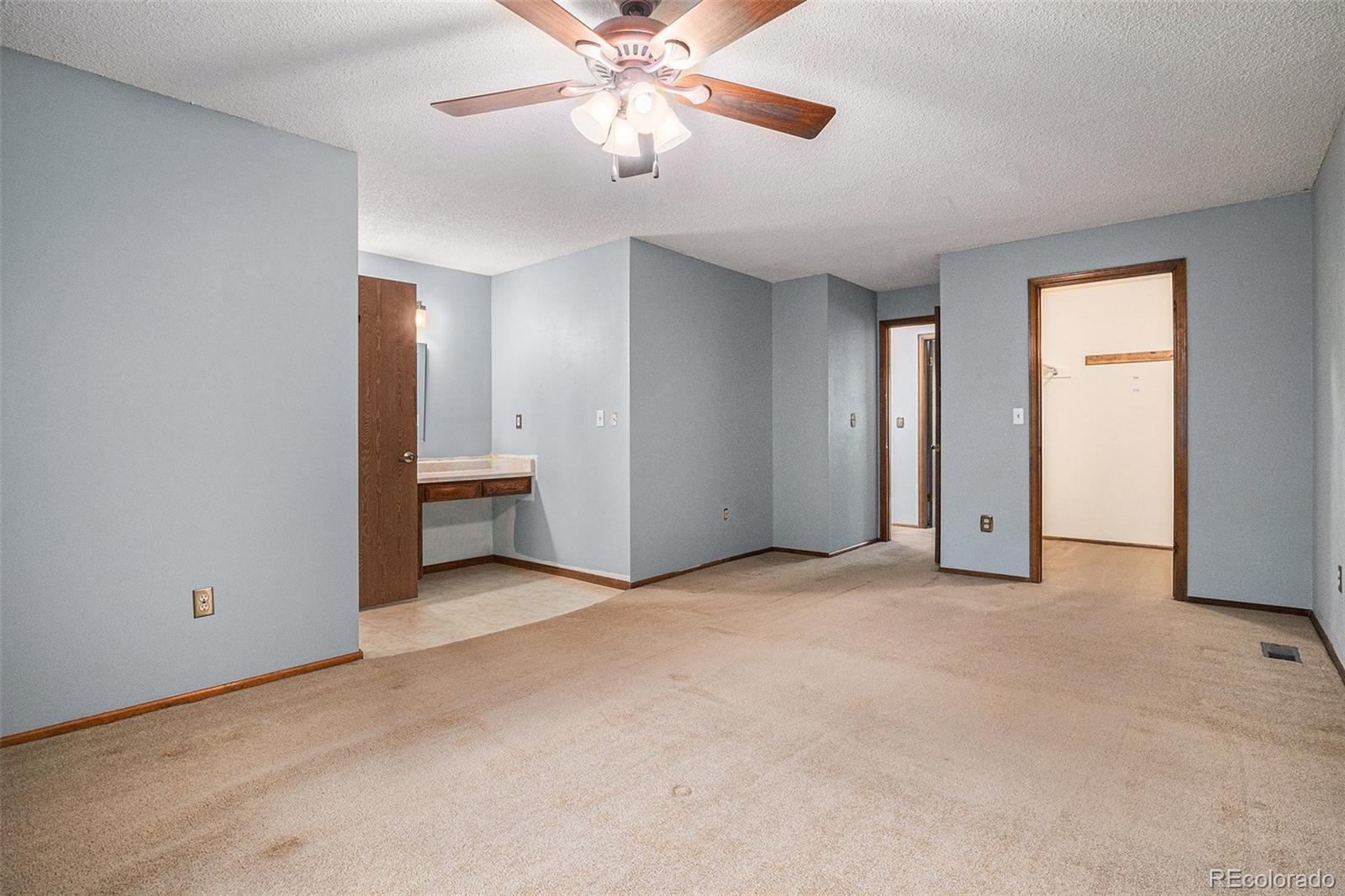 MLS Image #8 for 523 e long court,littleton, Colorado