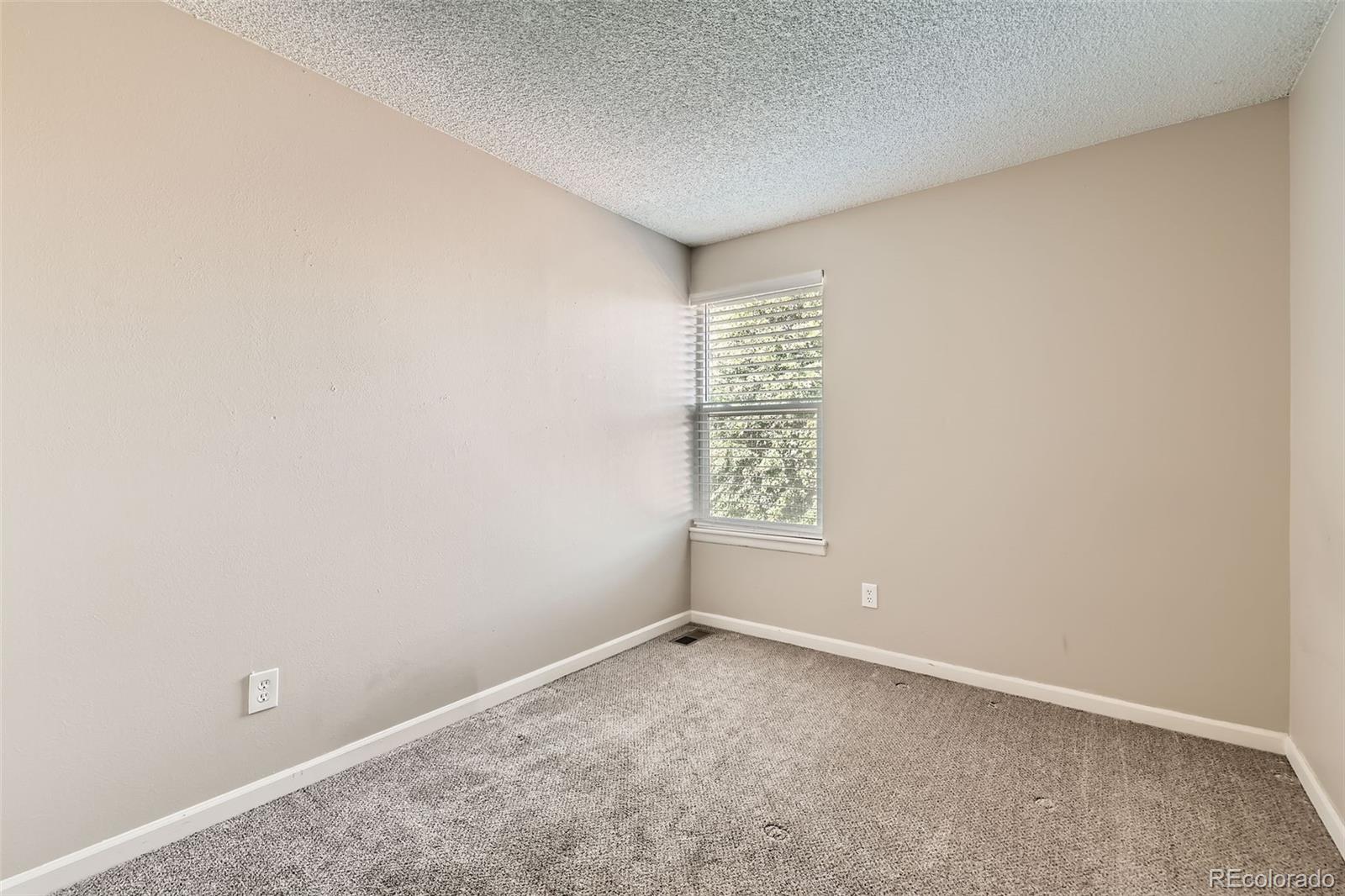 MLS Image #17 for 8717  carr loop,arvada, Colorado