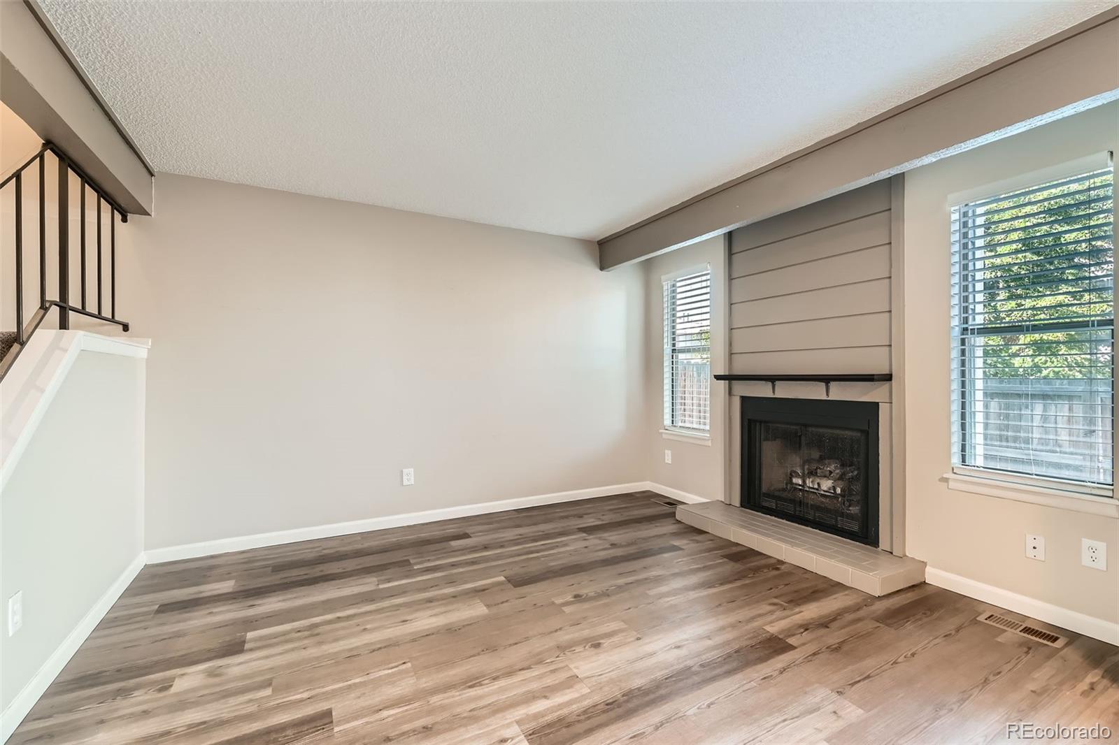 MLS Image #5 for 8717  carr loop,arvada, Colorado