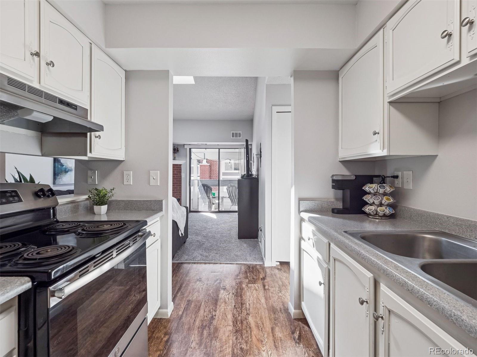 MLS Image #12 for 14439 e 1st drive,aurora, Colorado