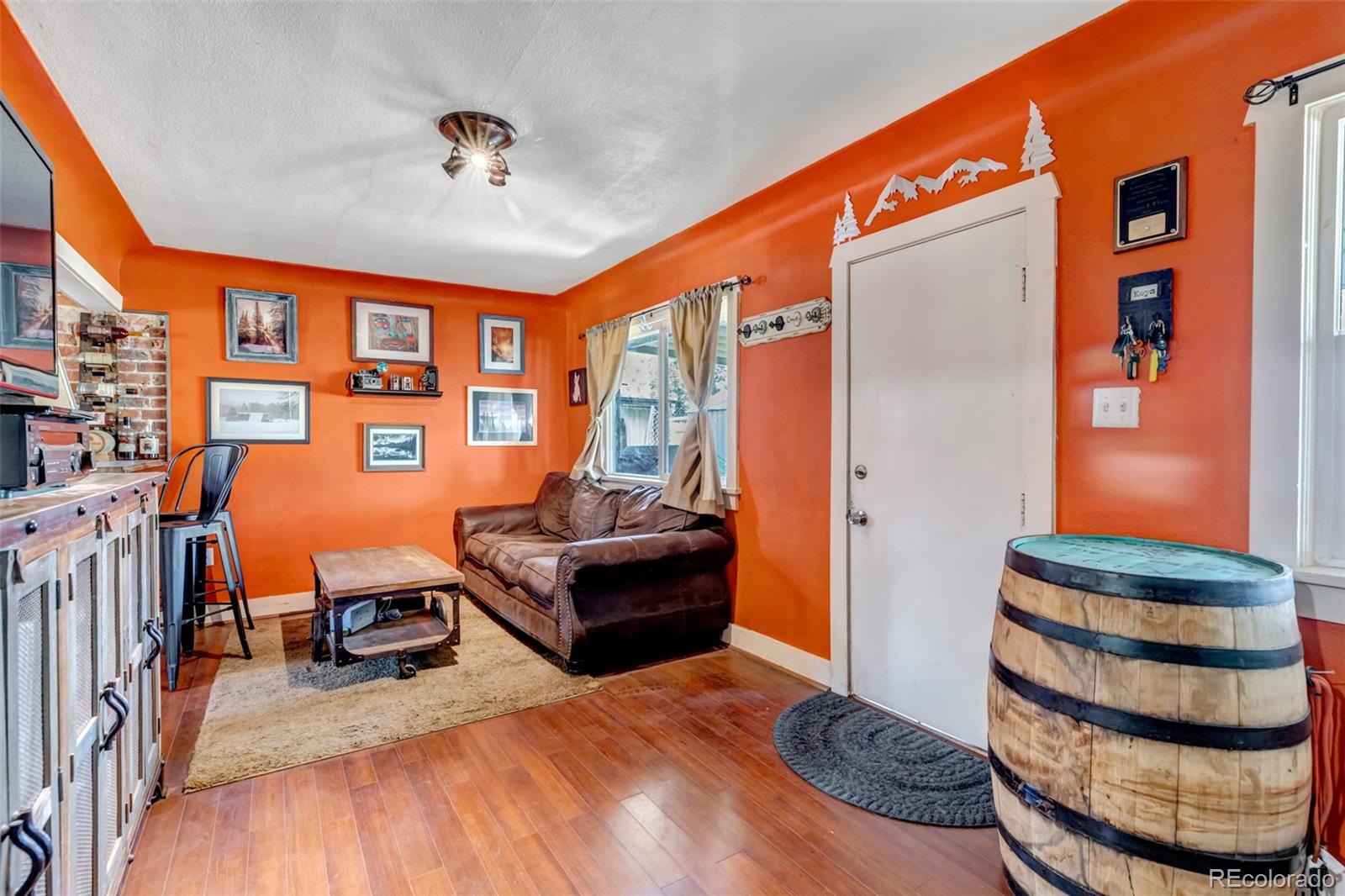 MLS Image #18 for 3151 n elizabeth street,denver, Colorado