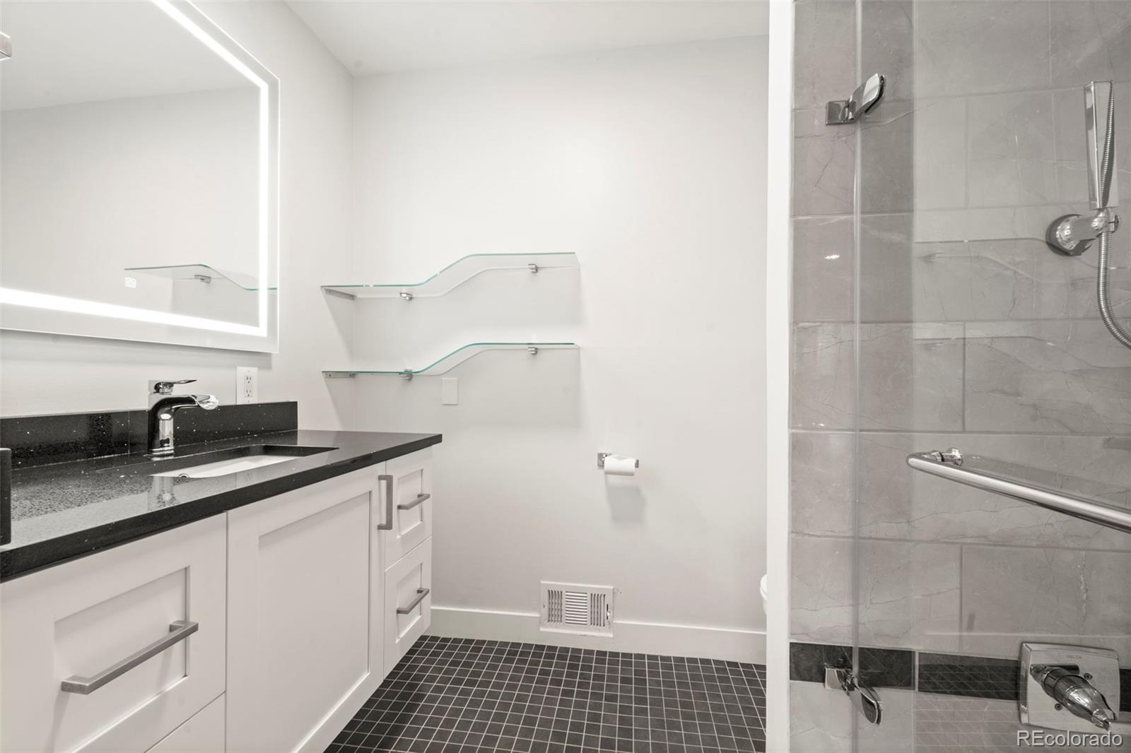 MLS Image #8 for 3565 s holly street,denver, Colorado