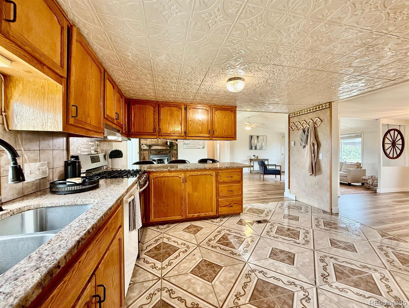 MLS Image #3 for 215  7th avenue,deer trail, Colorado