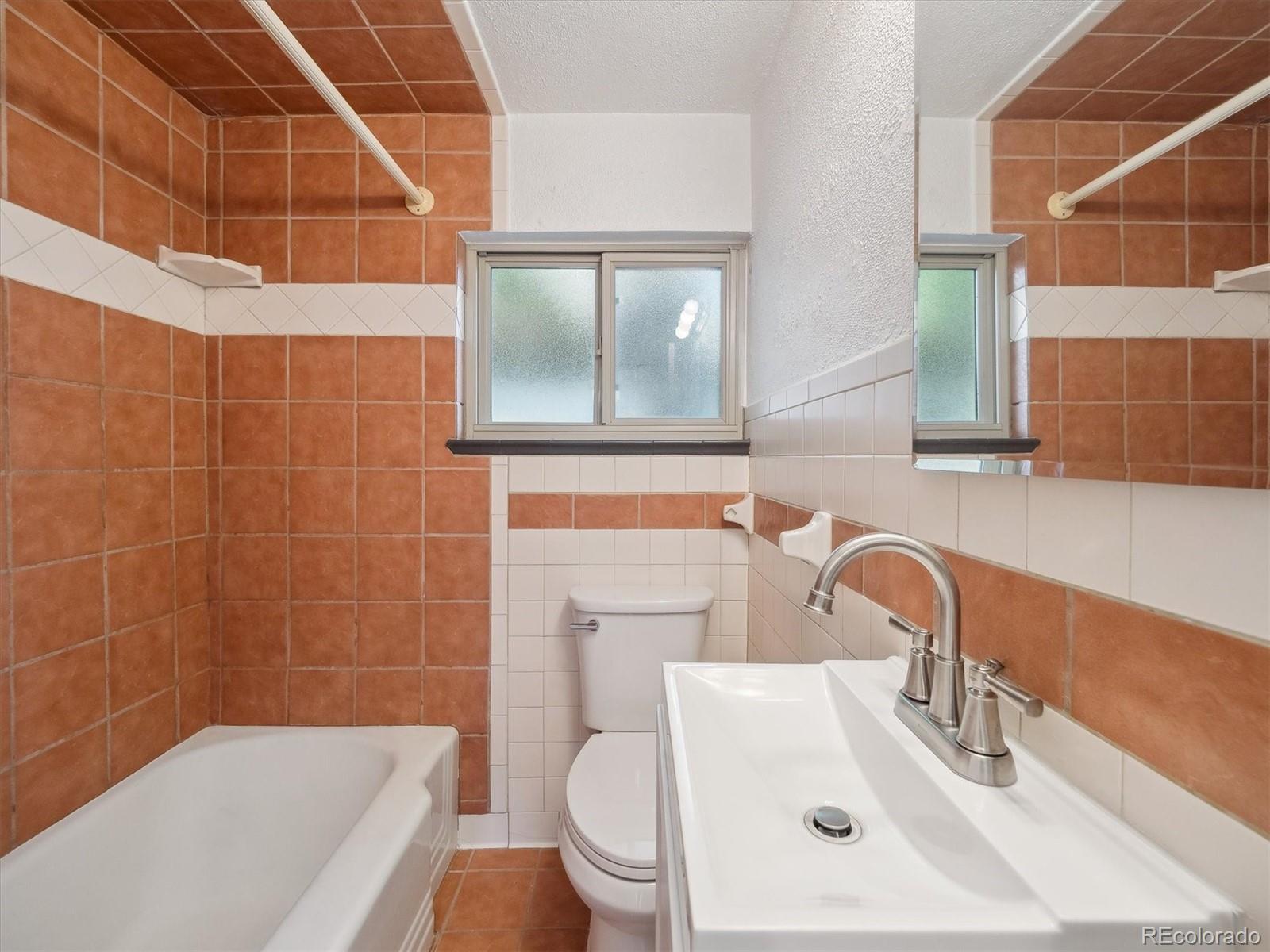MLS Image #14 for 3050 s delaware street,englewood, Colorado