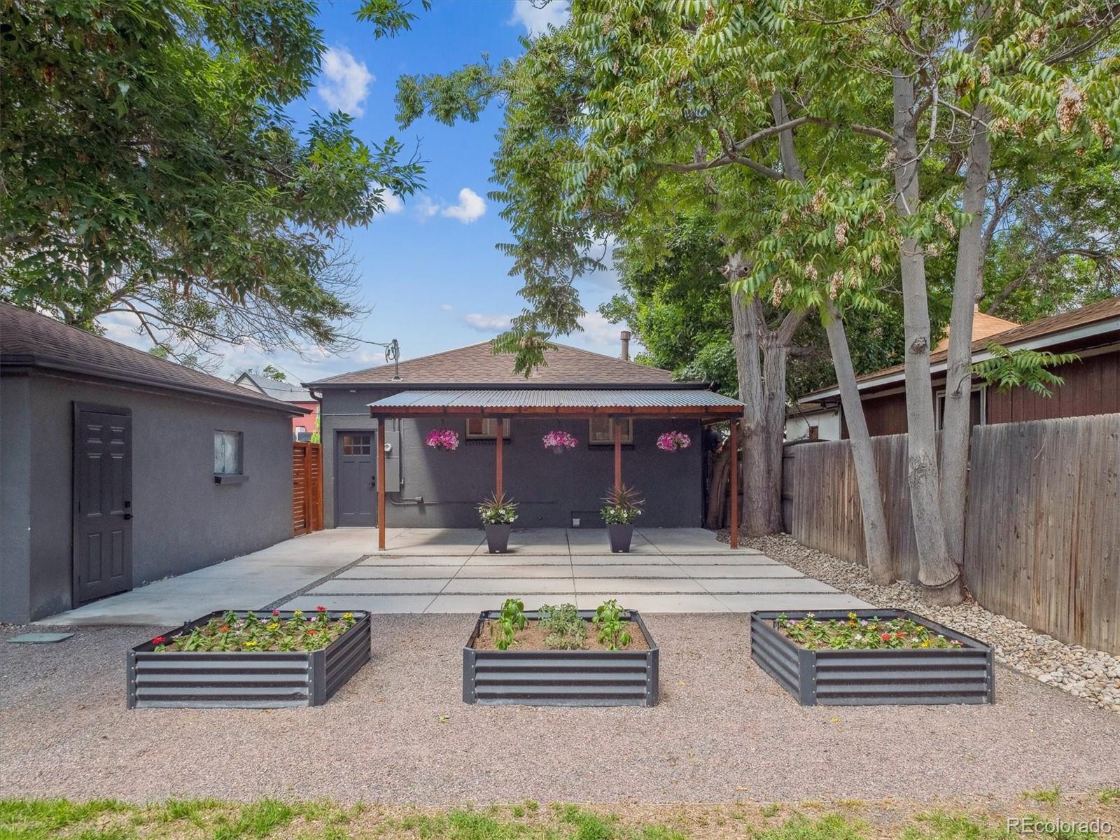 MLS Image #17 for 3050 s delaware street,englewood, Colorado