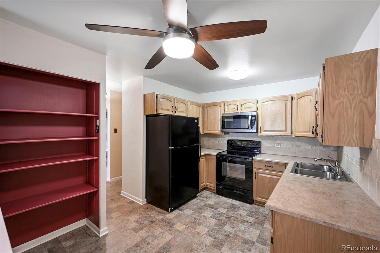 MLS Image #6 for 725 s alton way,denver, Colorado