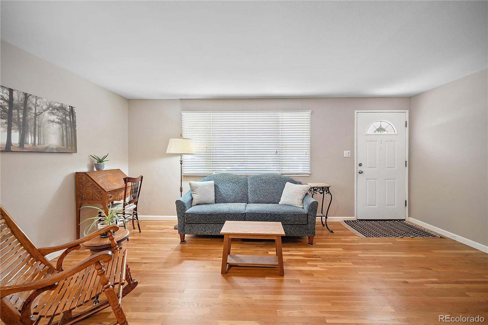 MLS Image #5 for 2028  downing drive,colorado springs, Colorado