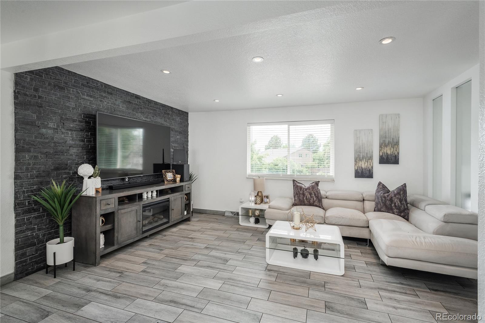 MLS Image #0 for 772  lewiston street,aurora, Colorado