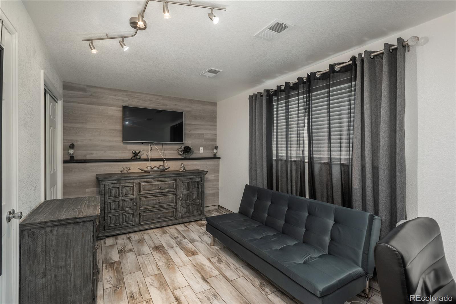 MLS Image #19 for 772  lewiston street,aurora, Colorado
