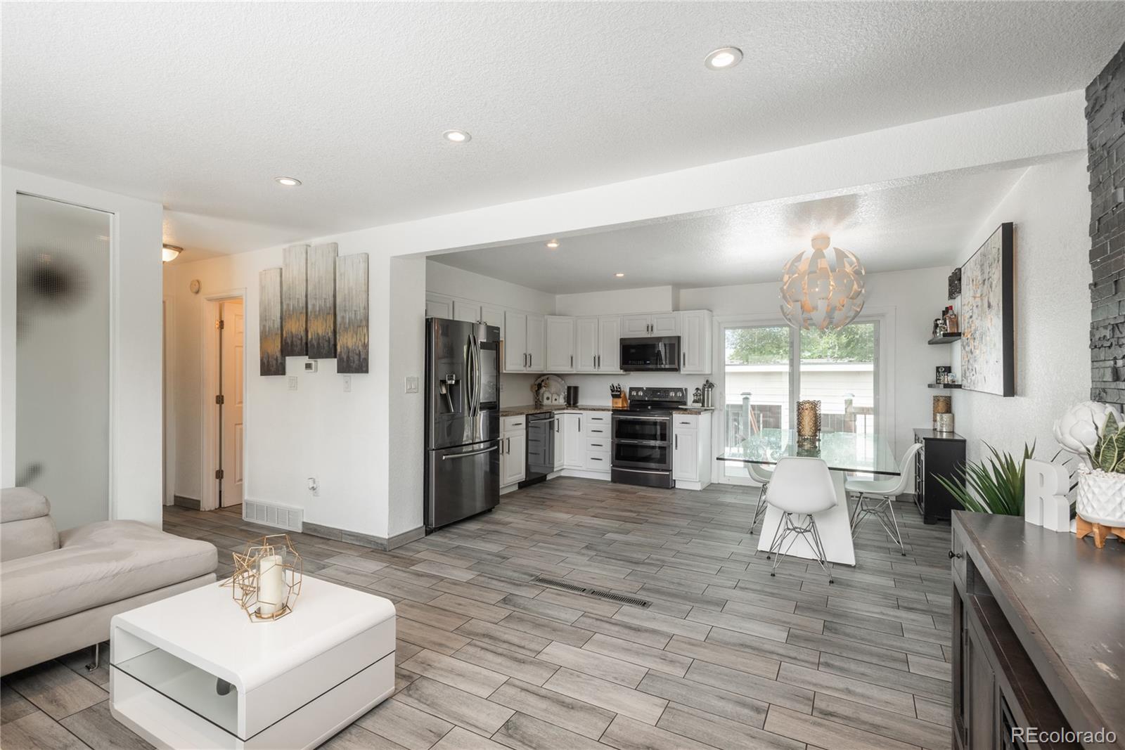 MLS Image #4 for 772  lewiston street,aurora, Colorado