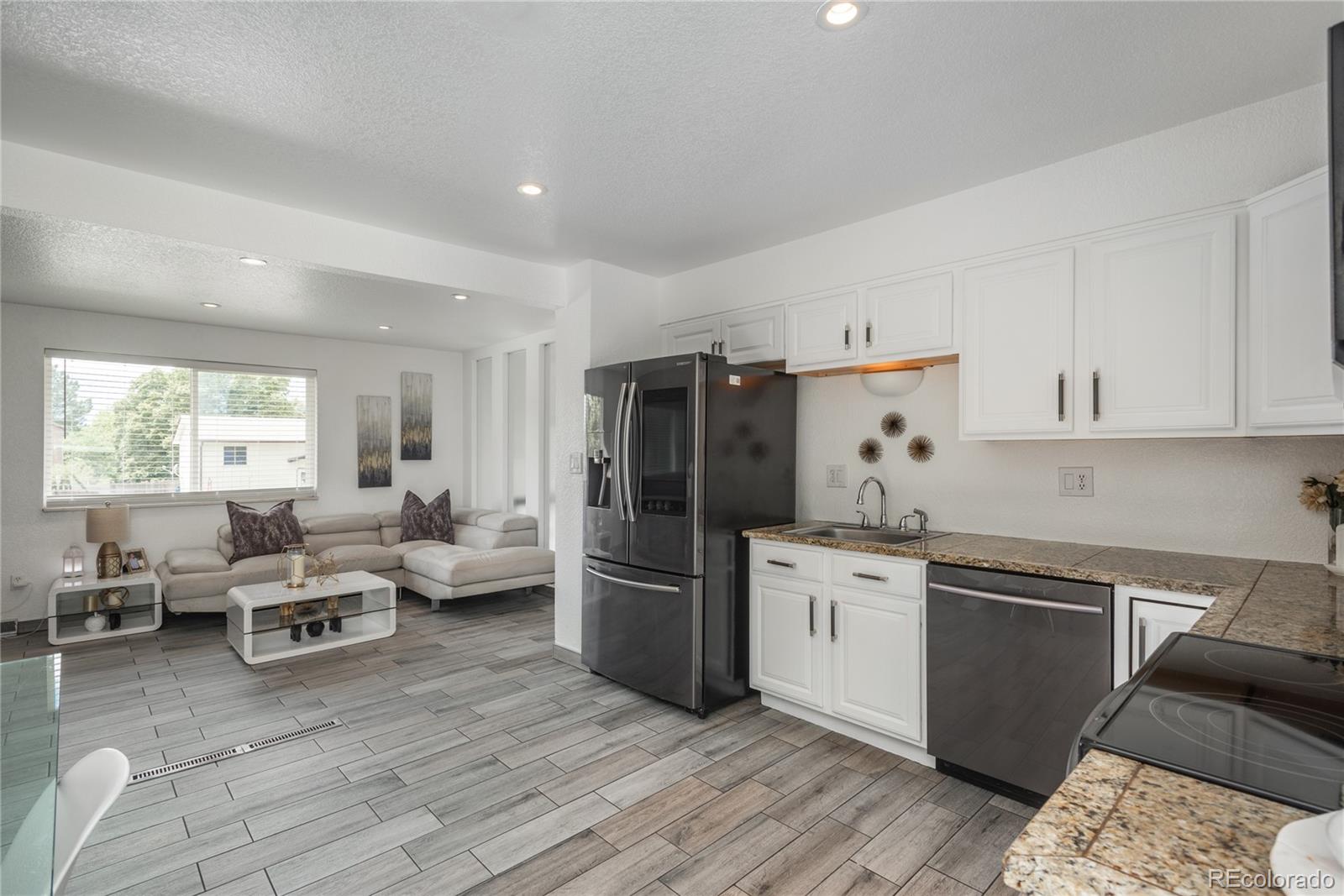 MLS Image #6 for 772  lewiston street,aurora, Colorado