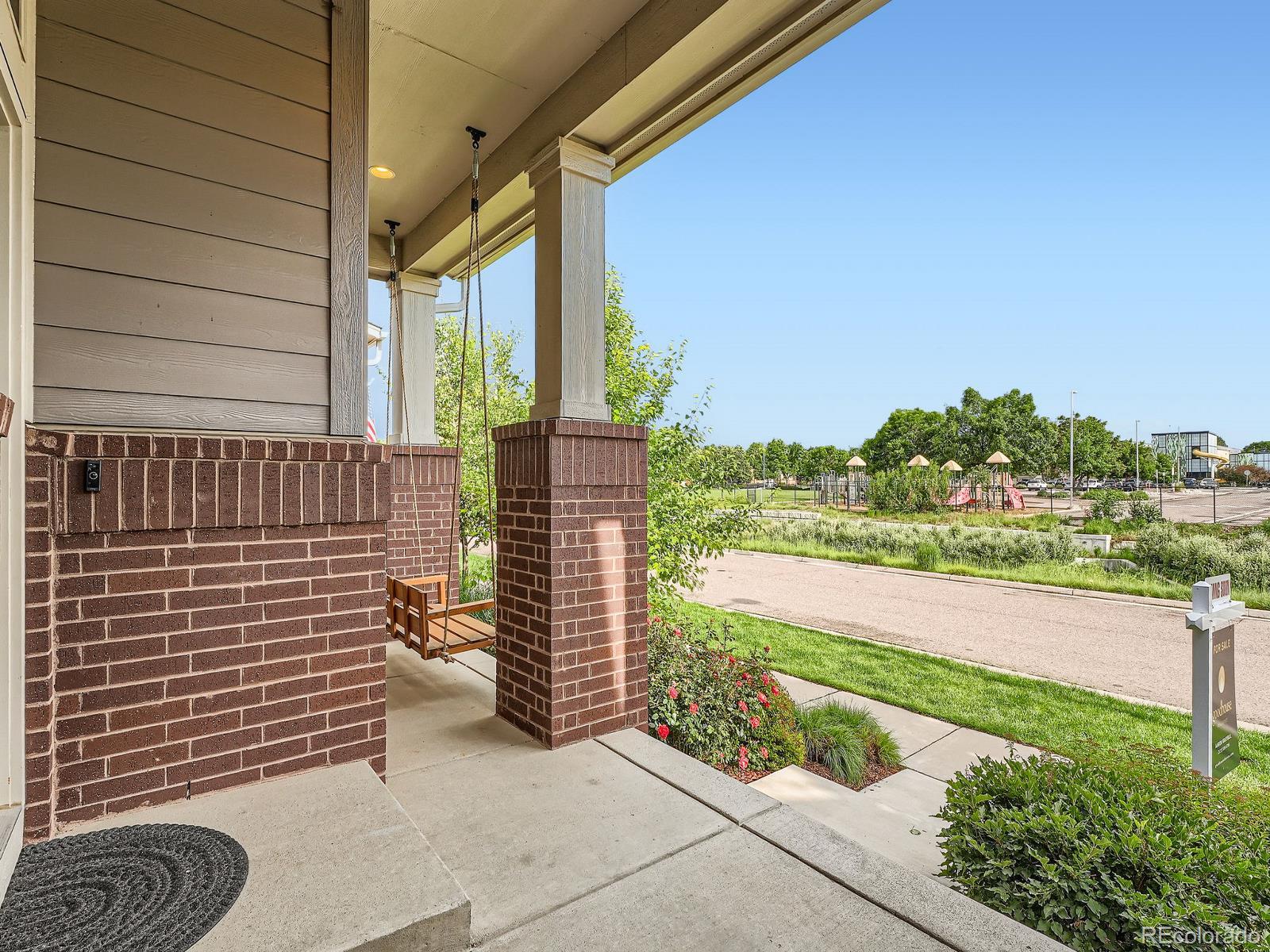 MLS Image #2 for 10479 e 25th drive,aurora, Colorado