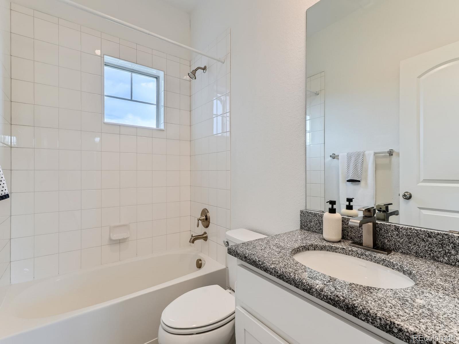 MLS Image #22 for 10479 e 25th drive,aurora, Colorado