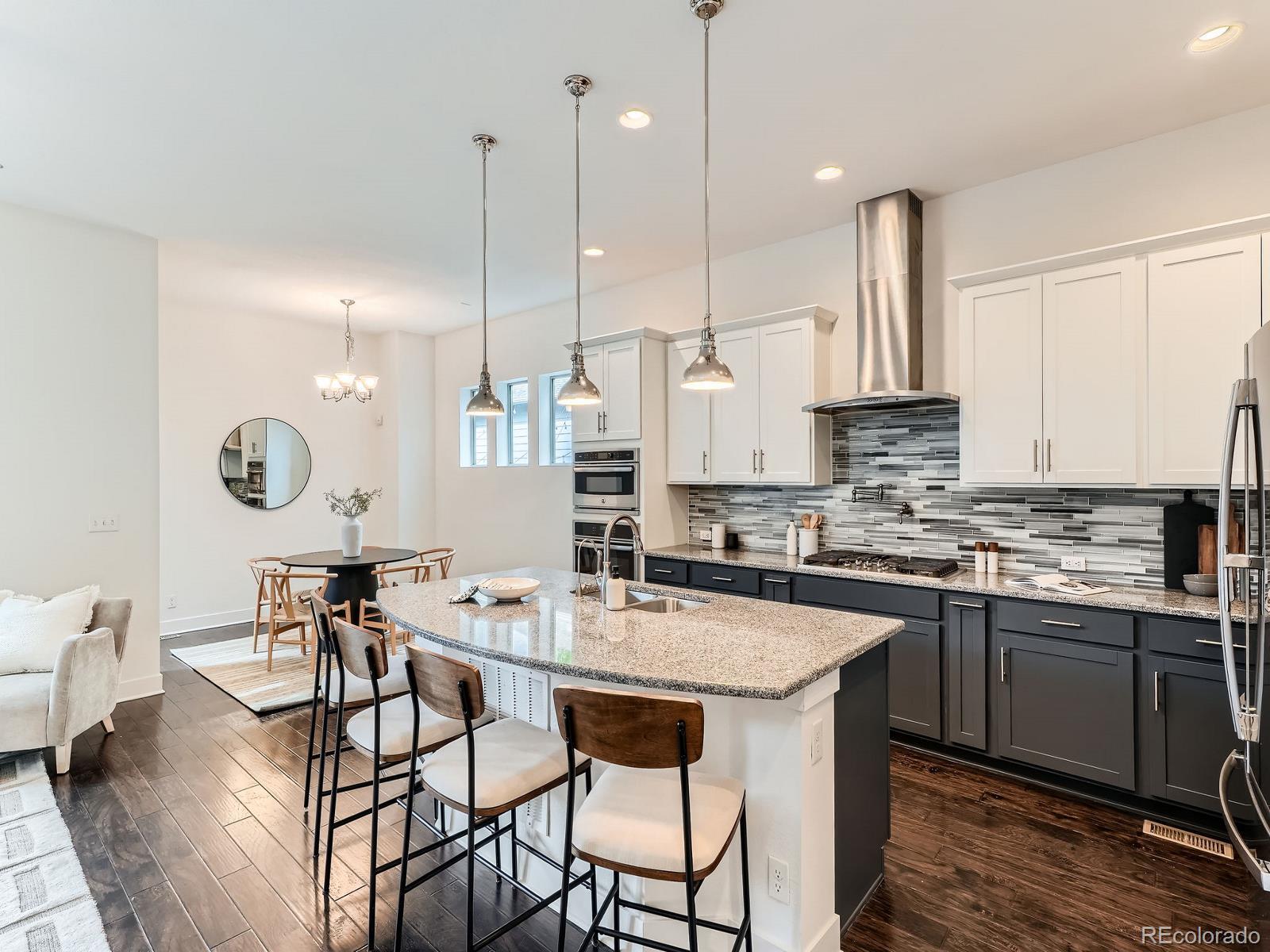 MLS Image #3 for 10479 e 25th drive,aurora, Colorado