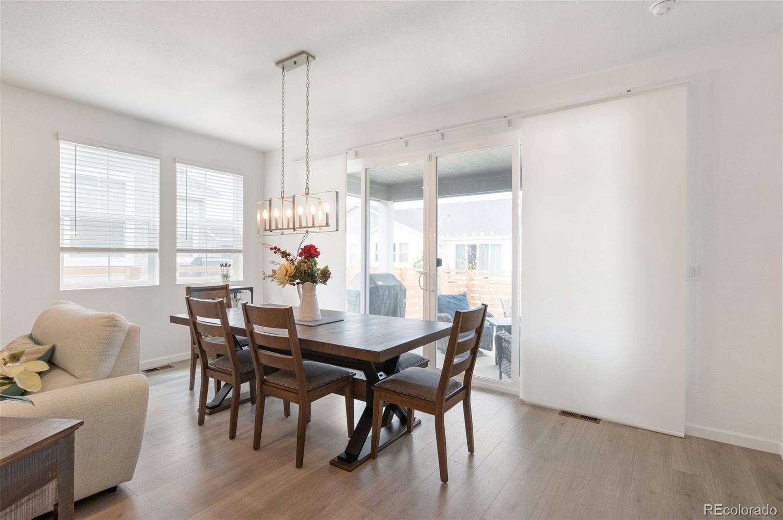 MLS Image #11 for 23936 e river front drive,aurora, Colorado