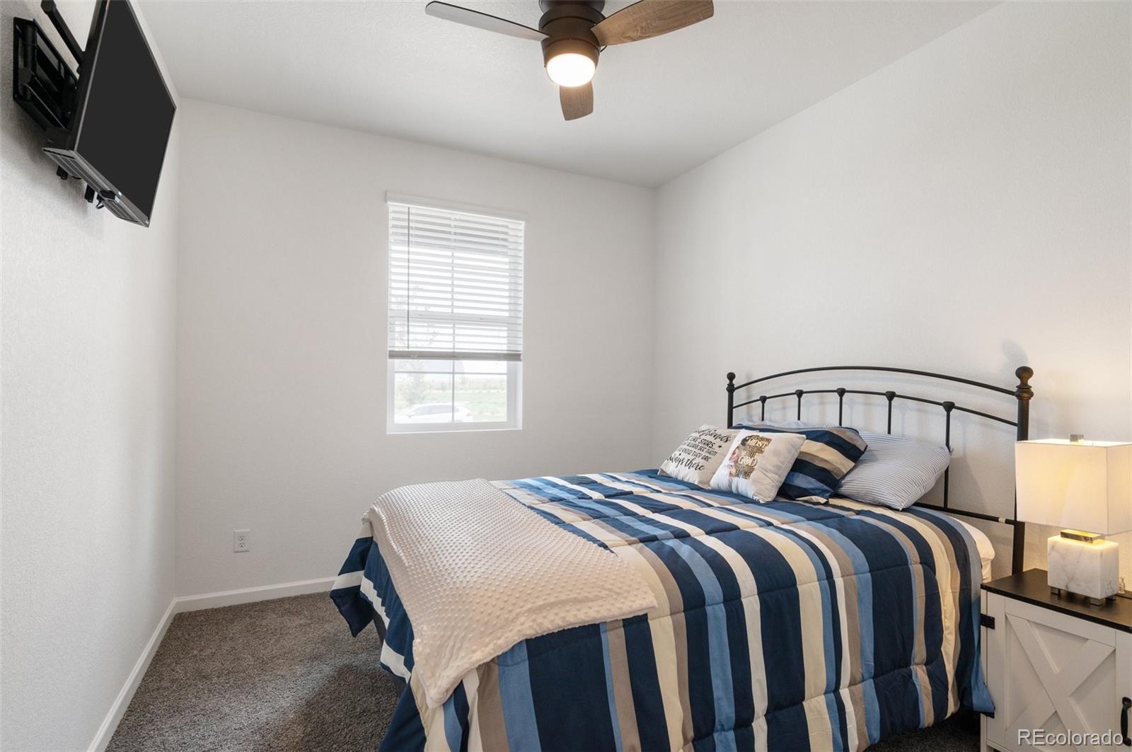 MLS Image #18 for 23936 e river front drive,aurora, Colorado
