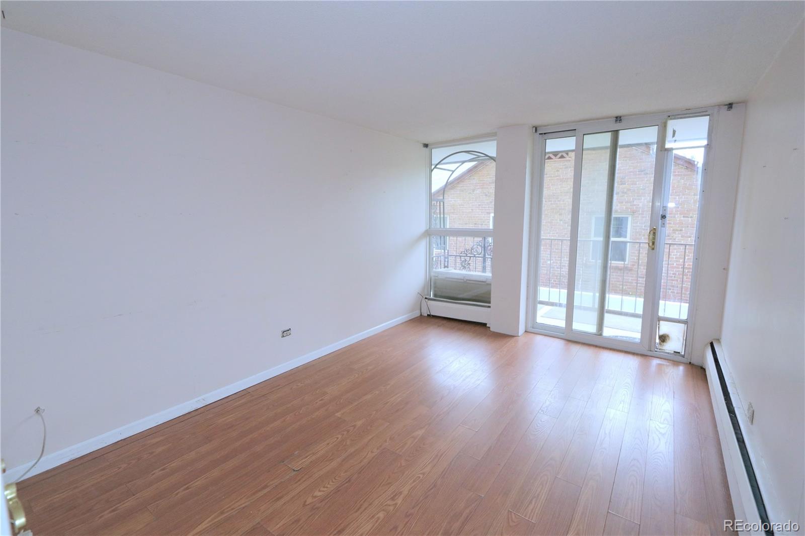 MLS Image #11 for 799  dahlia street,denver, Colorado