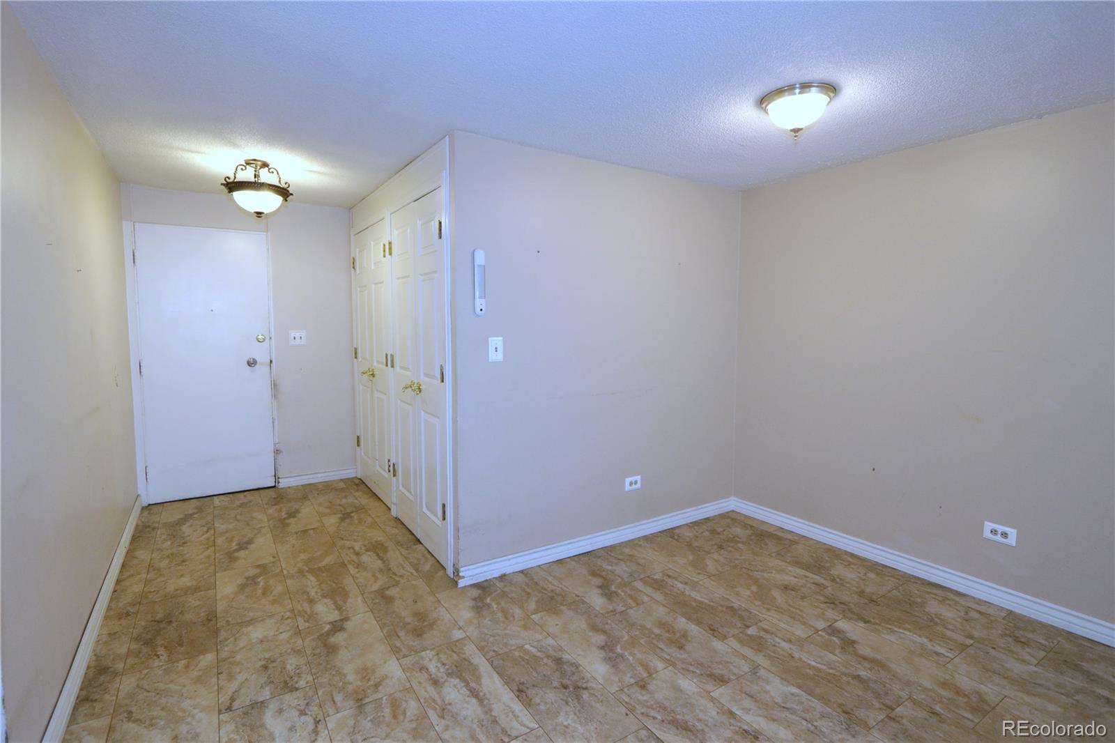 MLS Image #2 for 799  dahlia street,denver, Colorado