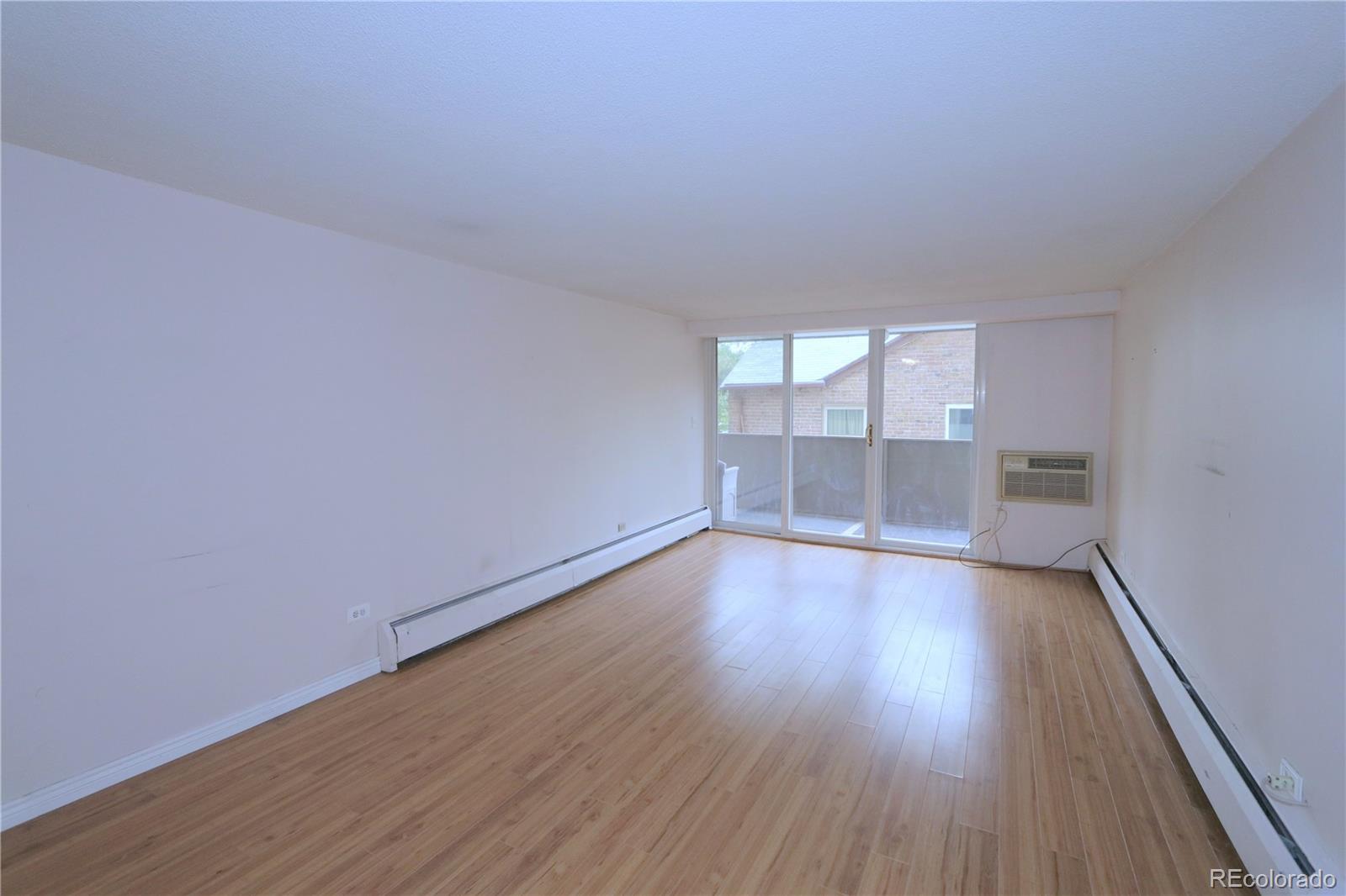 MLS Image #7 for 799  dahlia street,denver, Colorado