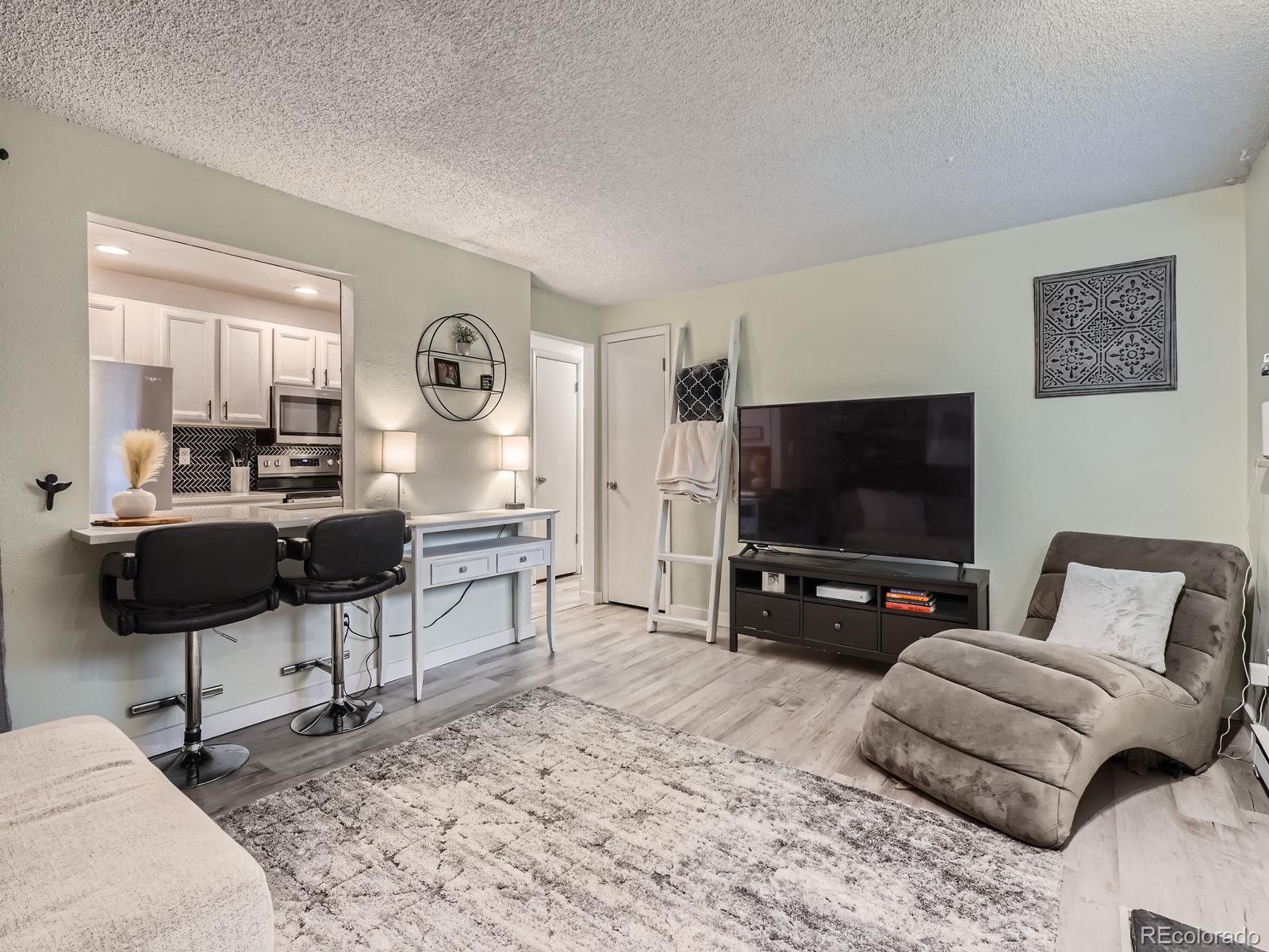 MLS Image #4 for 4068 s atchison way 101,aurora, Colorado