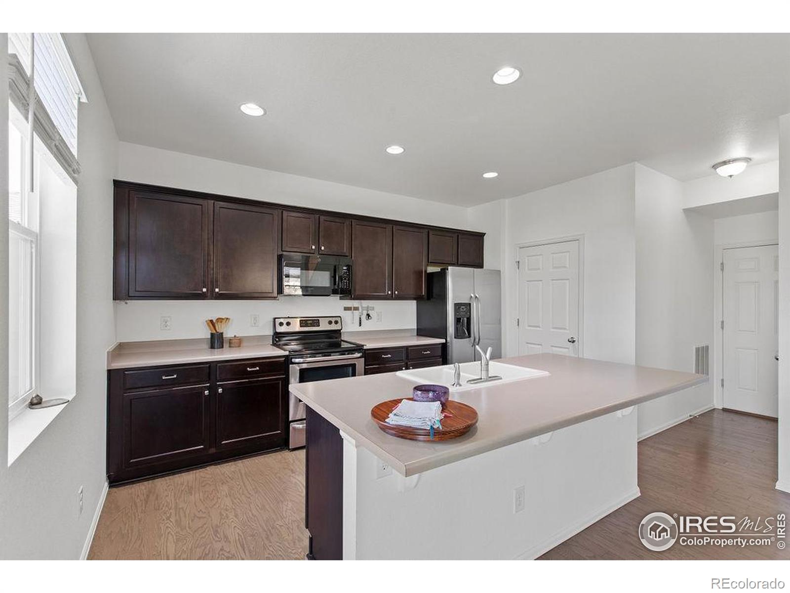 MLS Image #11 for 6792  covenant court,timnath, Colorado