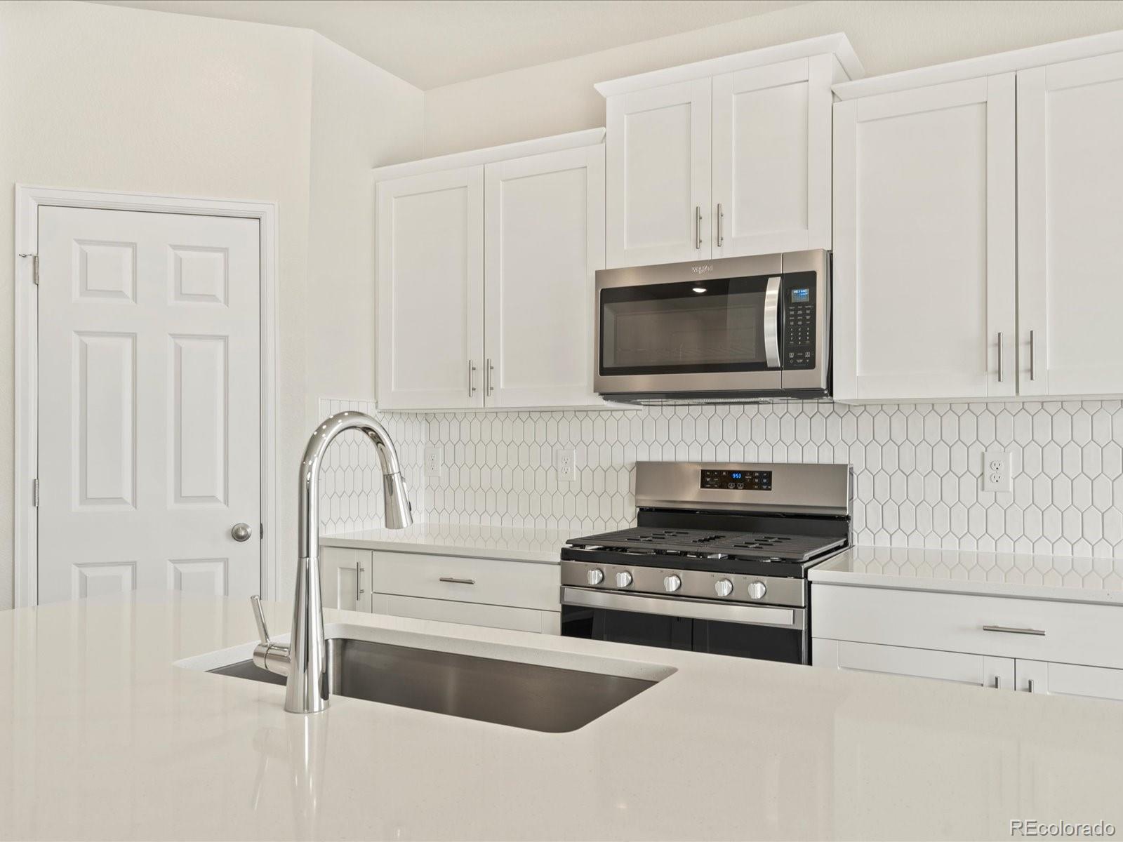 MLS Image #7 for 8898  salida street,commerce city, Colorado