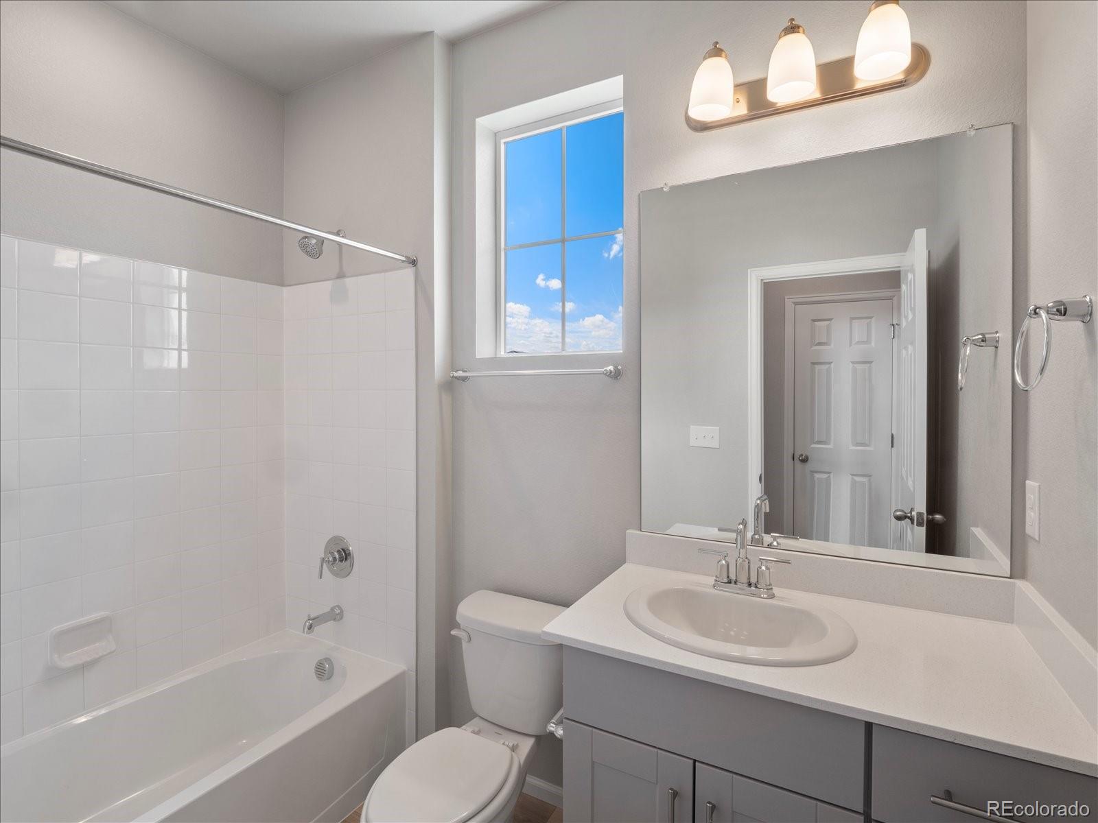 MLS Image #3 for 17557 e 89th way,commerce city, Colorado
