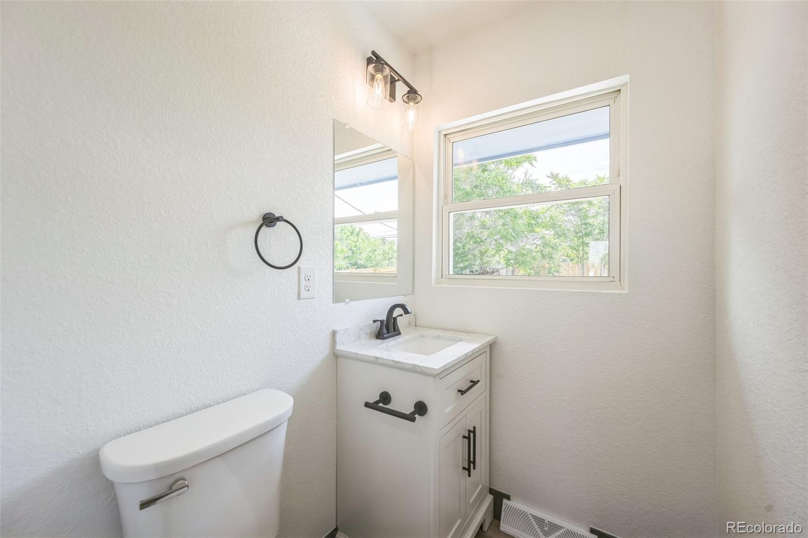 MLS Image #11 for 7810  larkwood street,commerce city, Colorado