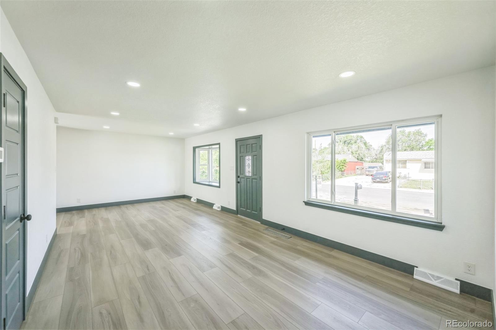 MLS Image #2 for 7810  larkwood street,commerce city, Colorado