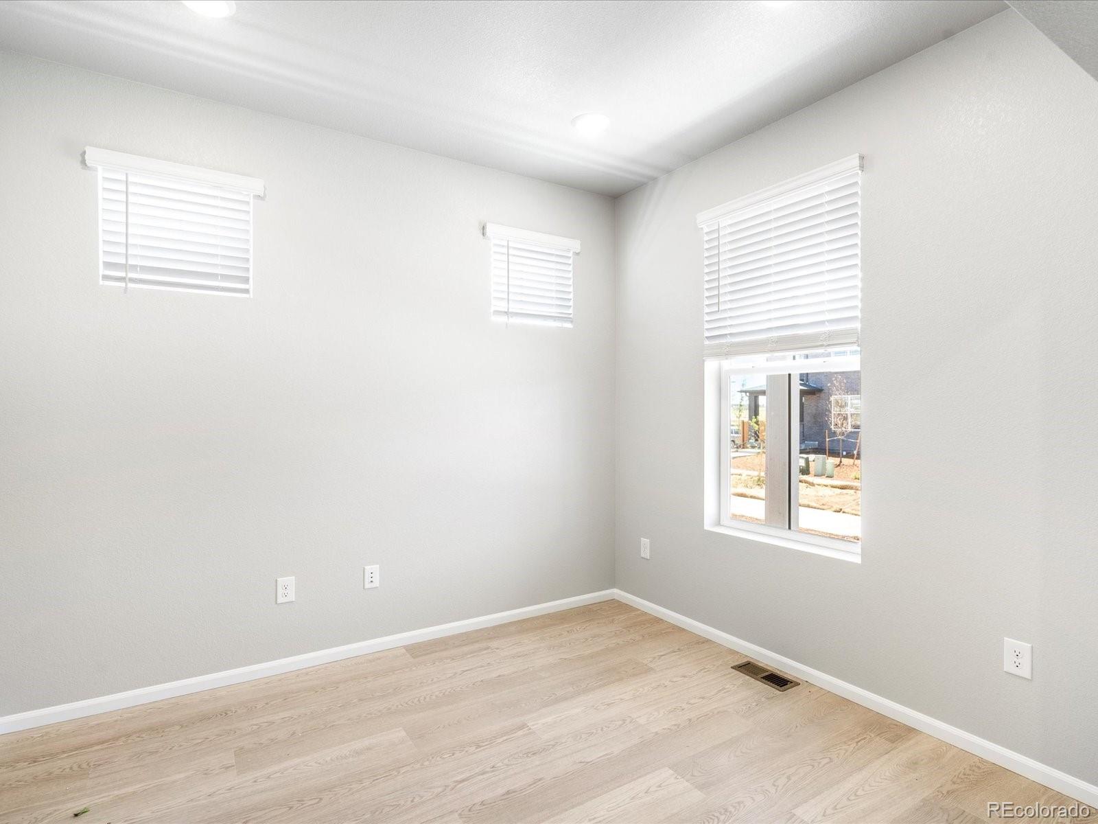 MLS Image #13 for 22495 e 7th place,aurora, Colorado